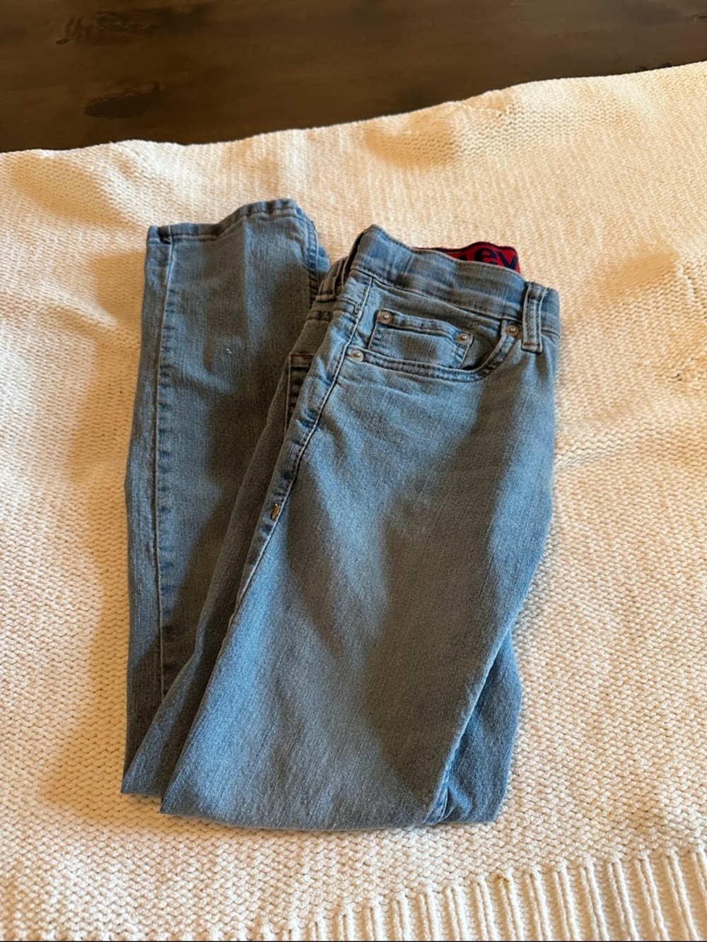 Boys’ Levi’s 511 Slim Fit Jeans in a Light Wash Size 10